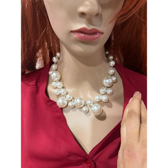 Big White pearl choker , white bead , chunky big white pearl off white shiny - Picture 2 of 9